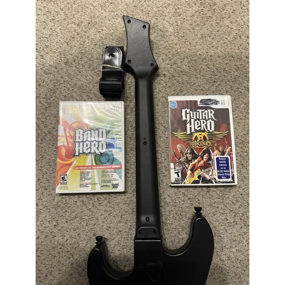 Nintendo Wii Guitar Hero Sunburst Guitar w 2 Games Aerosmith Band Hero Tested0